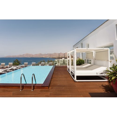 Cama Balinesa de Aluminio... 2