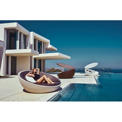 Cama Balinesa de resina de... 2